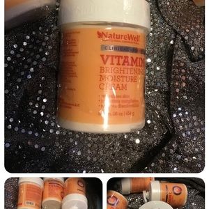 NatureWell Vitamin C Brightening moisturizing cream 16 oz. New/ sealed